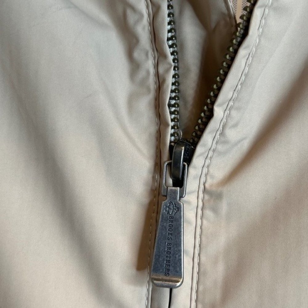 Brooks Brothers Men's Polyester Full Zip Lightweight Rain Jacket Size Medium - Picture 5 of 13